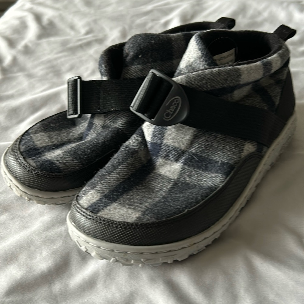 EUC Chaco Ramble Shoe